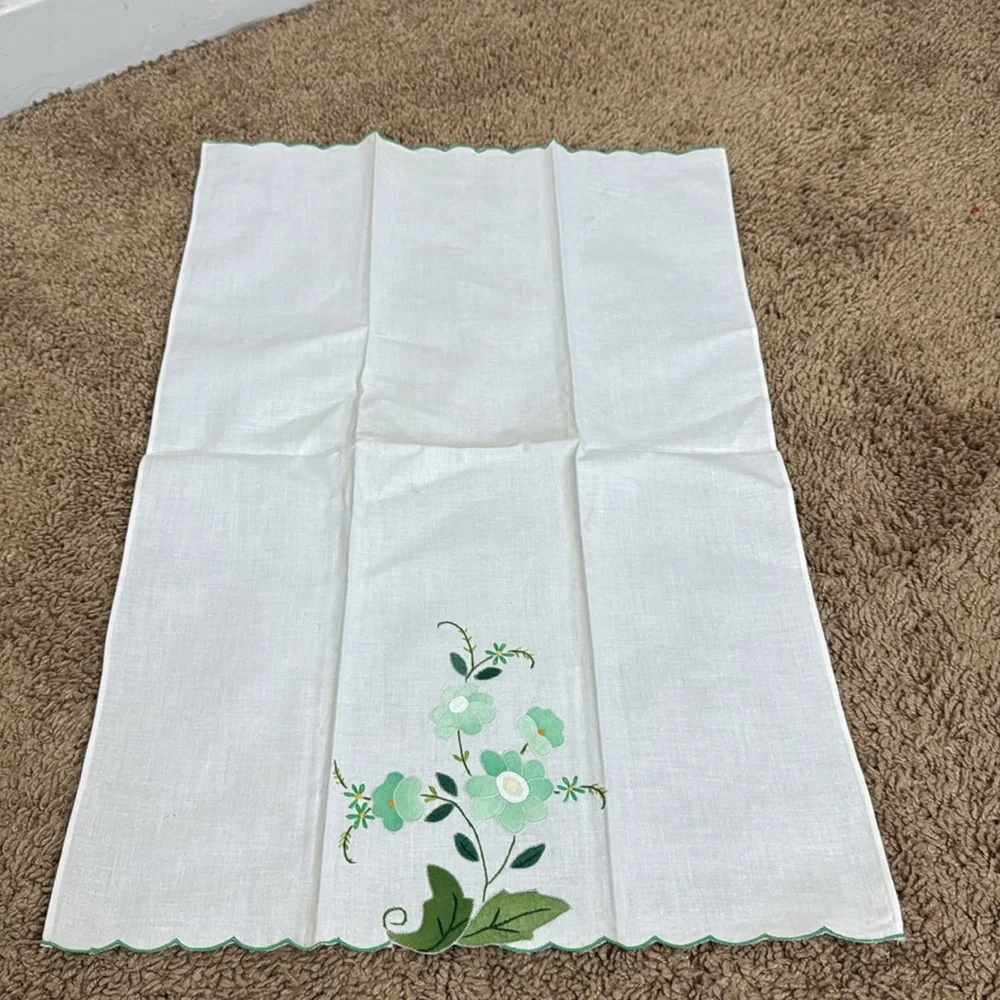 Vintage Mid Century Hand Embroidered Handmade Napkins Green White Floral Flowers